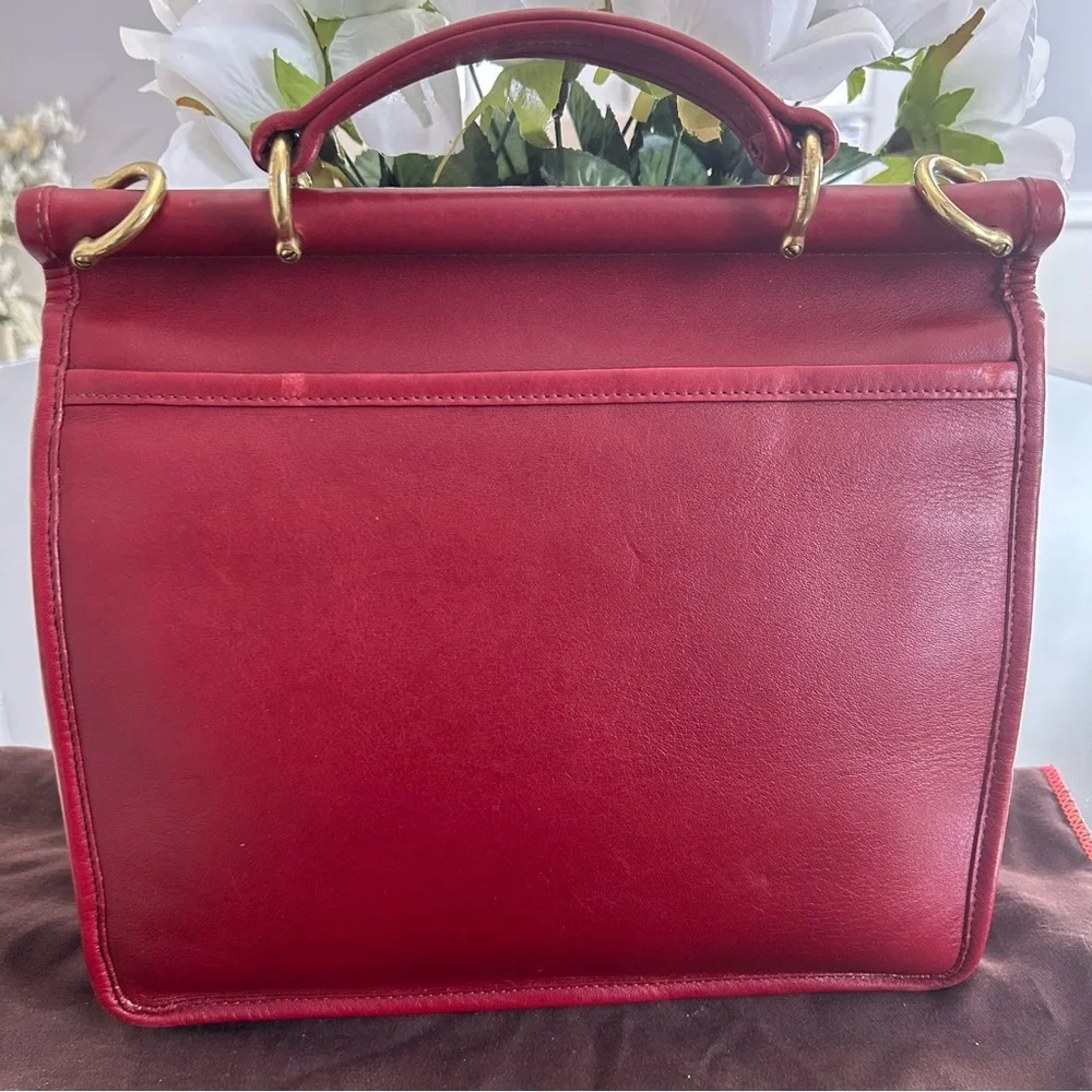 Coach Vintage Willis ♥️RED♥️ with HIDE marks (RARE) - Picture 3 of 14